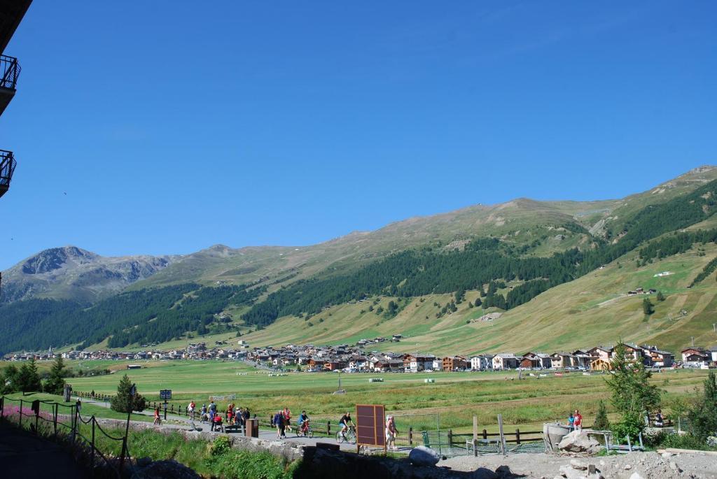 Hotel Bondi Livigno Ngoại thất bức ảnh